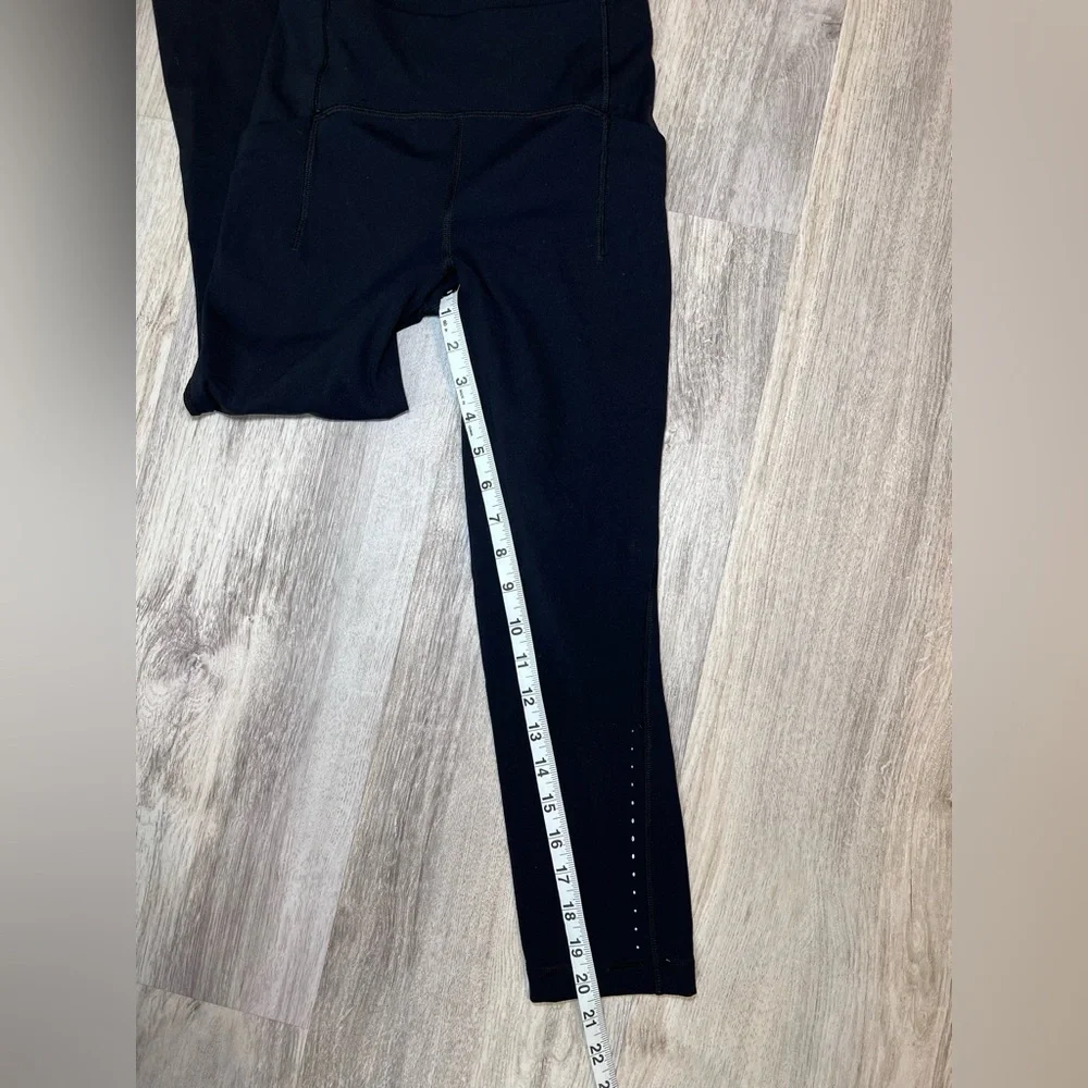 Lululemon Capri Leggings Women's‎ Black Size 2